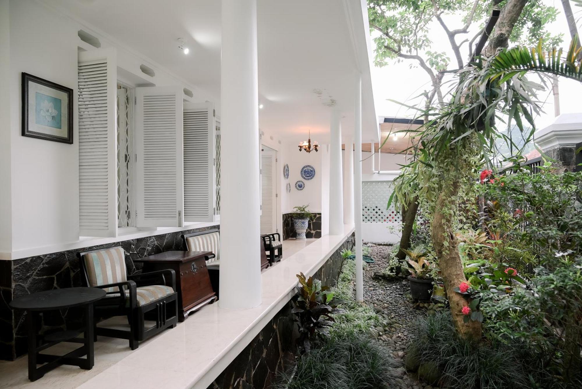 Kirana Guest House Богор Экстерьер фото