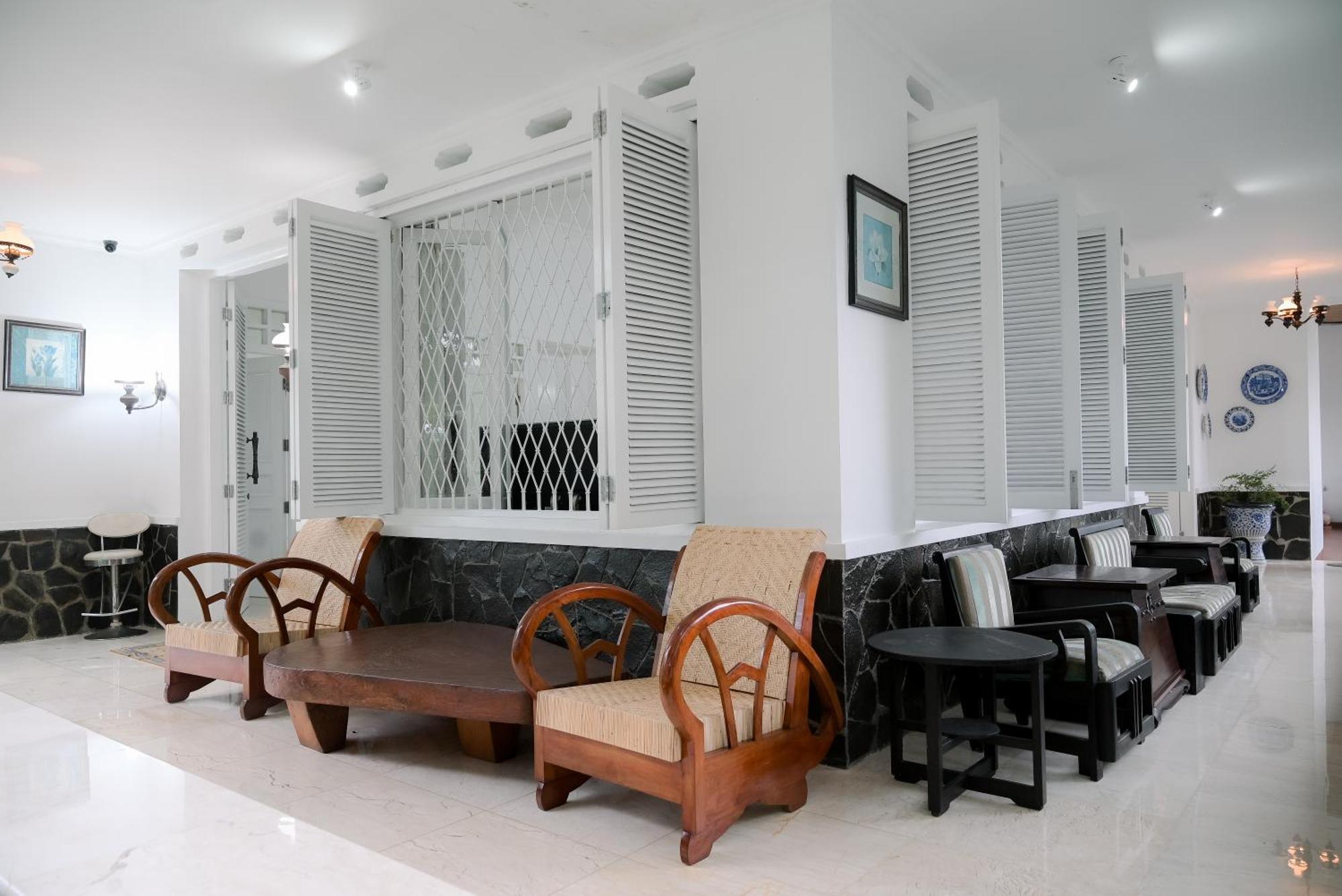 Kirana Guest House Богор Экстерьер фото
